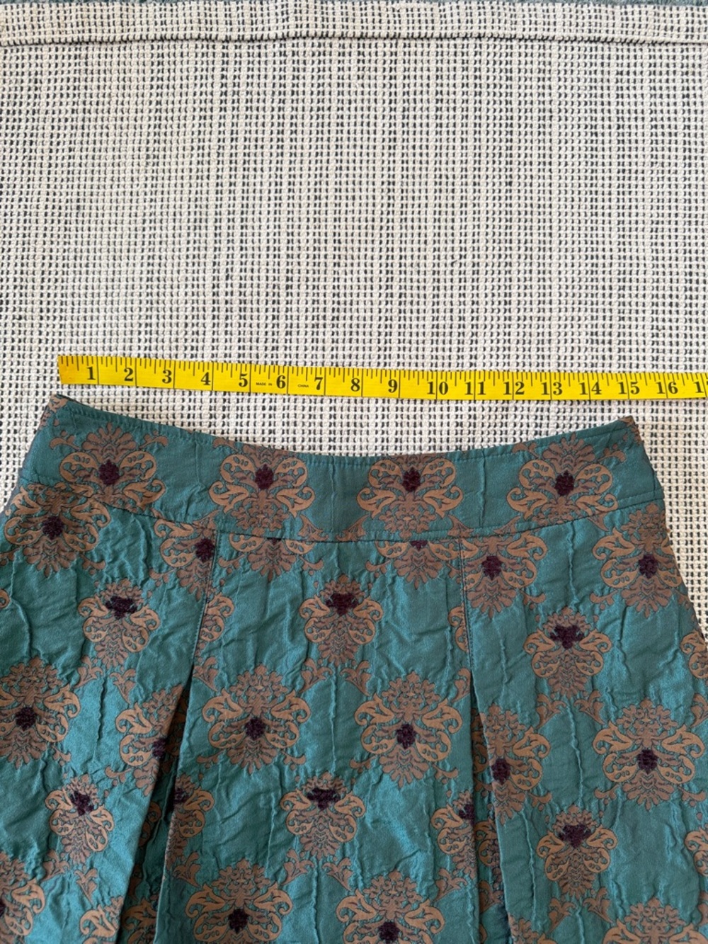 Stunning skirts - Picture 8 of 8